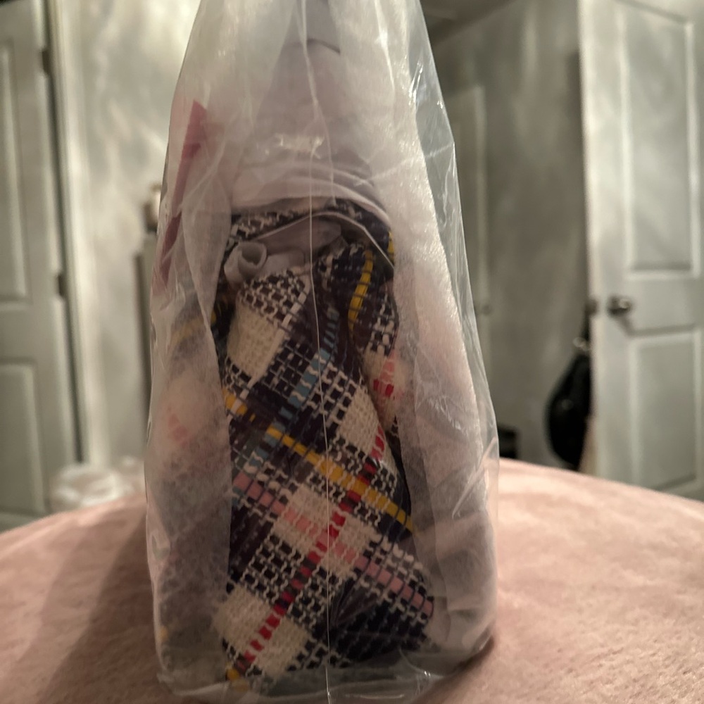 β οΈ Kate Spade β οΈ Carlyle Tweed Medium Shoulder Bag - Picture 4 of 6